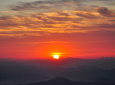 Mount Jiuhua Sunrise Scene